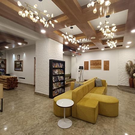 Hotel Dralha ティンプー エクステリア 写真